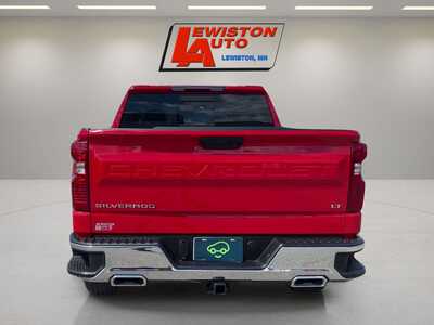 2024 Chevrolet 1500 Crew Cab, $39995. Photo 4