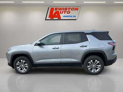 2027 Chevrolet Equinox, $36060. Photo 10