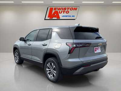 2027 Chevrolet Equinox, $36060. Photo 3