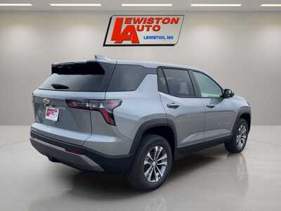 2027 Chevrolet Equinox, $36060. Photo 5