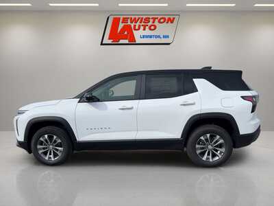 2027 Chevrolet Equinox, $36555. Photo 2
