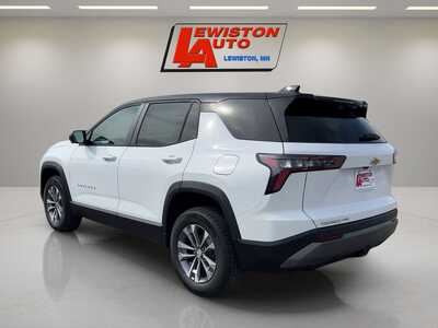 2027 Chevrolet Equinox, $36555. Photo 3