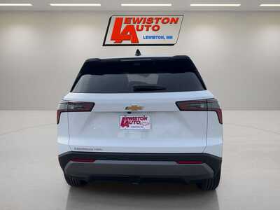 2027 Chevrolet Equinox, $36555. Photo 4