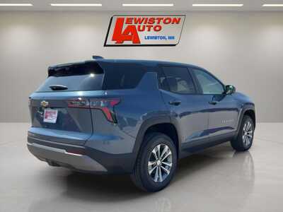 2027 Chevrolet Equinox, $36060. Photo 5