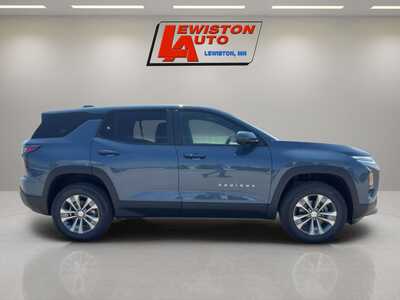 2027 Chevrolet Equinox, $36060. Photo 6