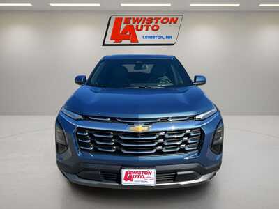 2027 Chevrolet Equinox, $34545. Photo 9