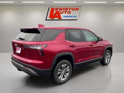 2027 Chevrolet Equinox, $36555. Photo 5