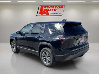 2027 Chevrolet Equinox, $36060. Photo 3
