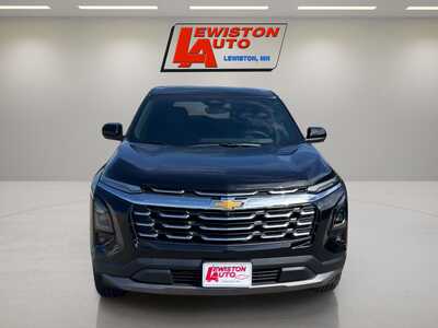 2027 Chevrolet Equinox, $36060. Photo 8