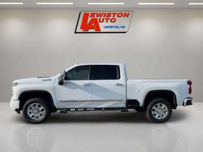 2024 Chevrolet 3500 Crew Cab, $72450. Photo 2