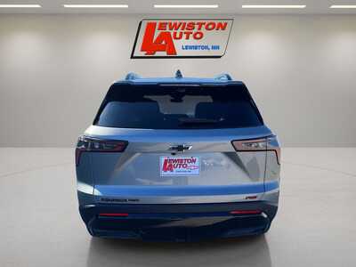 2027 Chevrolet Equinox, $39895. Photo 12