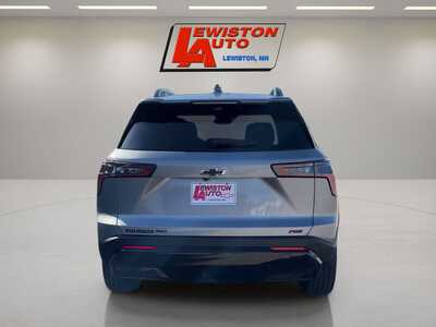2027 Chevrolet Equinox, $39895. Photo 4
