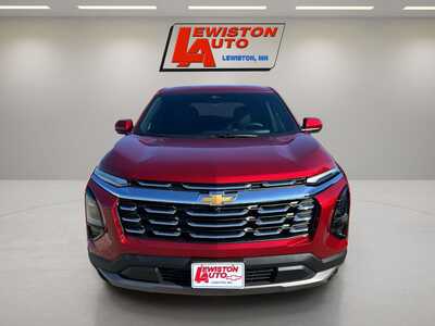 2027 Chevrolet Equinox, $37130. Photo 9