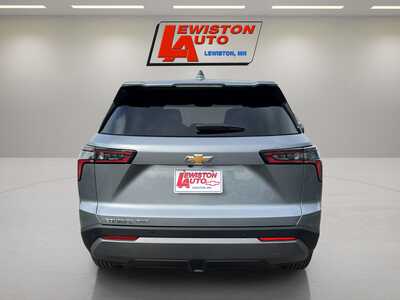 2027 Chevrolet Equinox, $34295. Photo 12