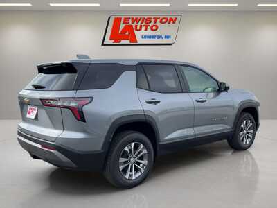 2027 Chevrolet Equinox, $34295. Photo 5