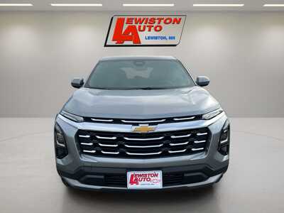 2027 Chevrolet Equinox, $34295. Photo 9