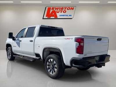 2023 Chevrolet 2500 Crew Cab, $49995. Photo 3