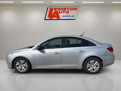 2013 Chevrolet Cruze, $3995. Photo 2