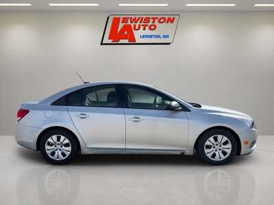 2013 Chevrolet Cruze, $3995. Photo 6