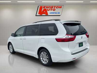 2017 Toyota Sienna, $22995. Photo 3