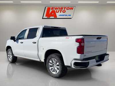 2024 Chevrolet 1500 Crew Cab, $31995. Photo 3