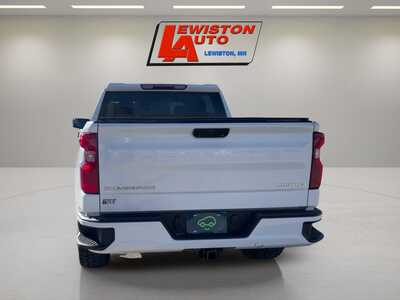 2024 Chevrolet 1500 Crew Cab, $31995. Photo 4