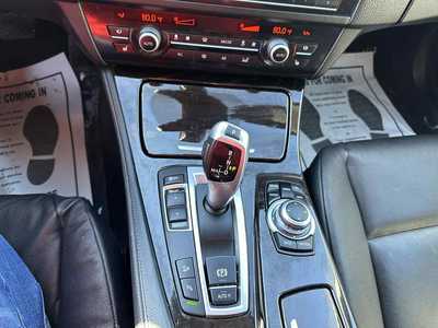 2013 BMW 5 Series, $7900. Photo 7