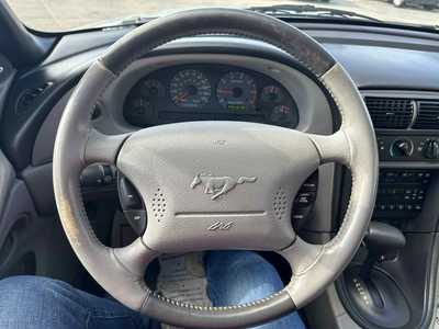 2002 Ford Mustang, $3200. Photo 5