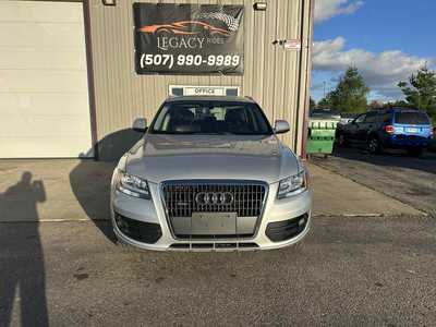 2011 Audi Q5, $5500. Photo 2