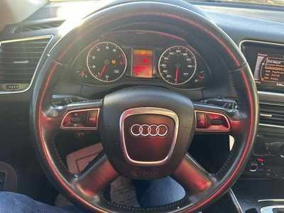2011 Audi Q5, $5500. Photo 5