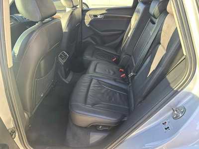 2011 Audi Q5, $5500. Photo 8