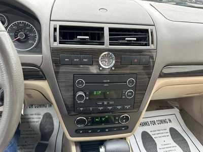 2009 Ford Fusion, $2900. Photo 12