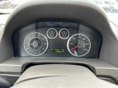 2009 Ford Fusion, $2900. Photo 4