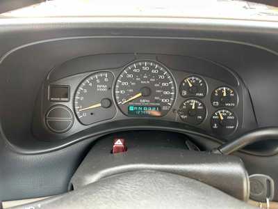 2002 Chevrolet Avalanche, $2999. Photo 4