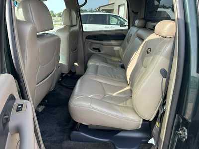 2002 Chevrolet Avalanche, $2999. Photo 7