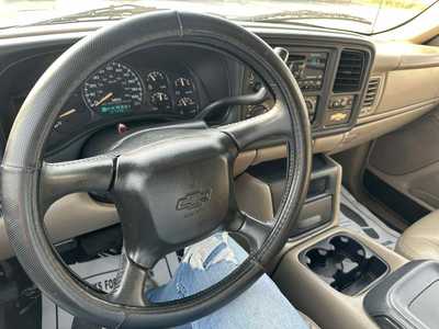 2002 Chevrolet Avalanche, $2999. Photo 10