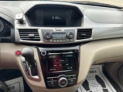 2015 Honda Odyssey, $6900. Photo 12