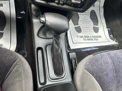 2005 Chevrolet Monte Carlo, $2600. Photo 6