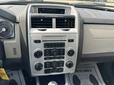 2009 Mercury Mariner, $3900. Photo 12