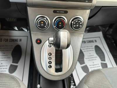 2010 Nissan Sentra, $2900. Photo 6