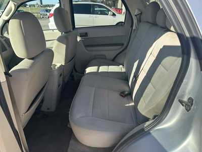 2010 Ford Escape, $2900. Photo 8