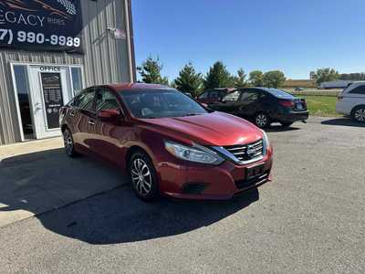 2017 Nissan Altima, $7200. Photo 3