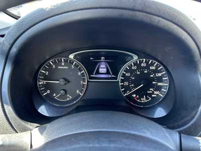 2017 Nissan Altima, $7200. Photo 4