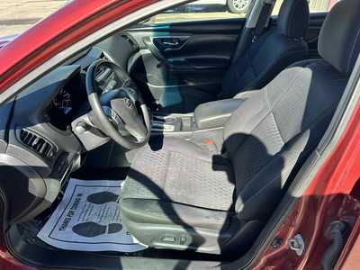 2017 Nissan Altima, $7200. Photo 7
