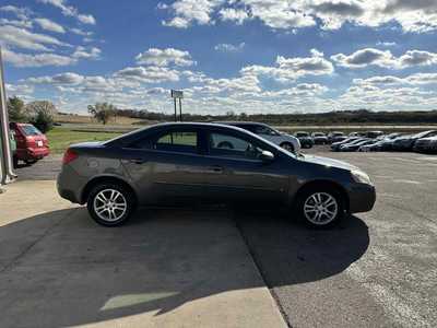 2006 Pontiac G6, $2700. Photo 10