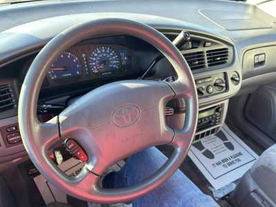 2003 Toyota Sienna, $2700. Photo 10
