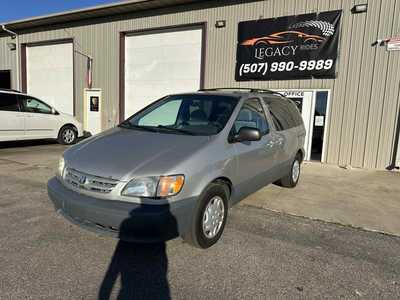 2003 Toyota Sienna, $2700. Photo 1