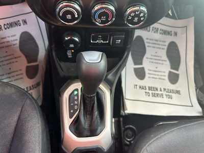 2015 Jeep Renegade, $3500. Photo 7