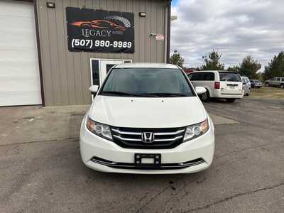 2015 Honda Odyssey, $6900. Photo 2
