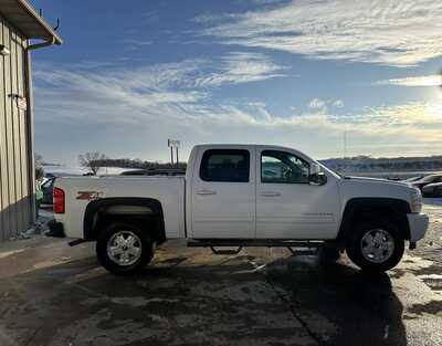 2013 Chevrolet 1500 Crew Cab, $5999. Photo 9